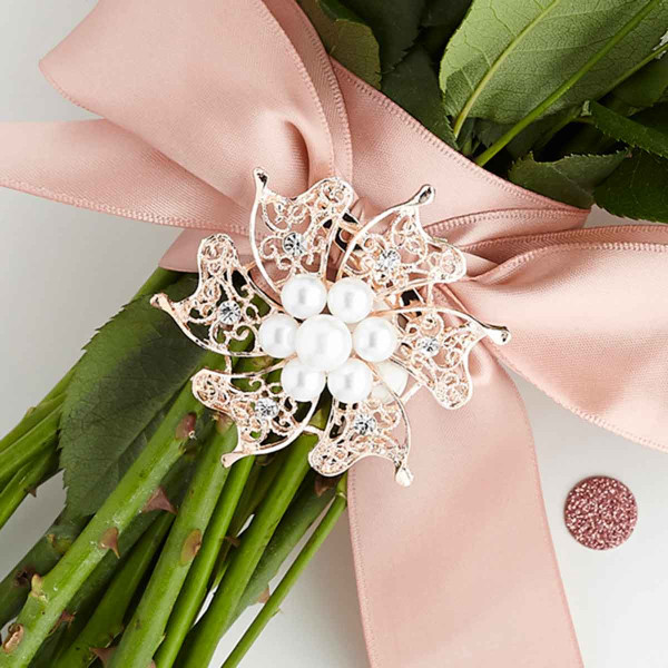 Club Green Diamante/Pearl Fashion Brooch Rose Gold Club Green Diamante/Pearl Fashion Brooch Rose Gold