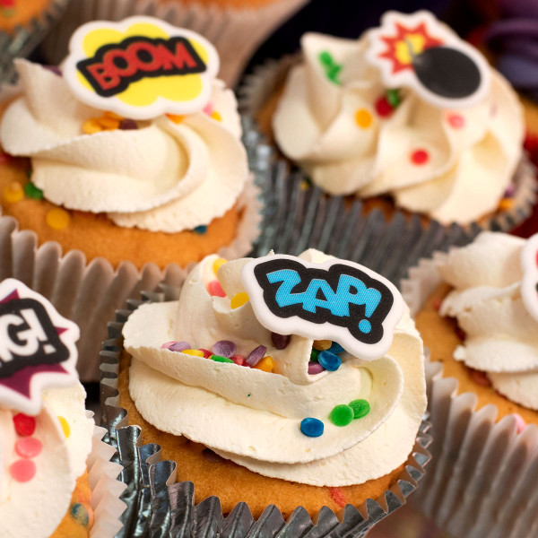 Culpitt Superhero Sugar Decorations x16 Culpitt Superhero Sugar Decorations x16