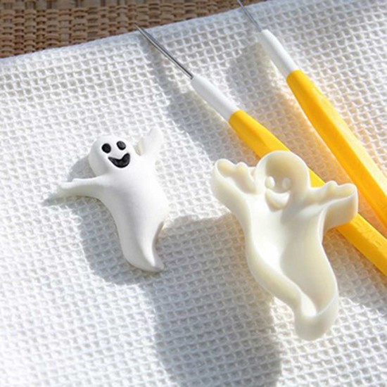 JEM Pop it Ghosts Mould Set