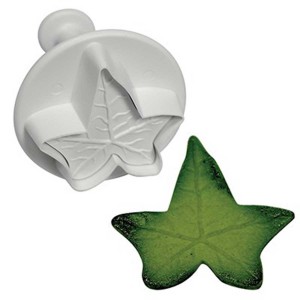Veined Ivy Leaf Plunger Cutter Large