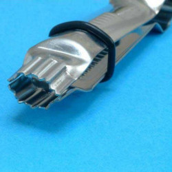 Holly Leaf Serrated Crimper Large