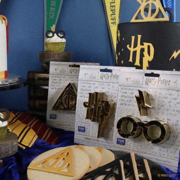 PME Harry Potter Fondant & Cookie Cutter, HP Logo PME Harry Potter Fondant & Cookie Cutter, HP Logo